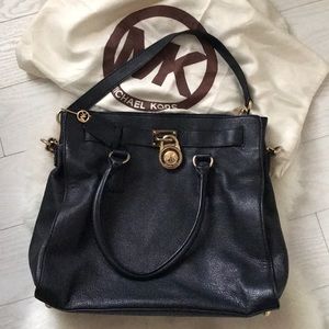 Michael Kors Hamilton black leather Bag.